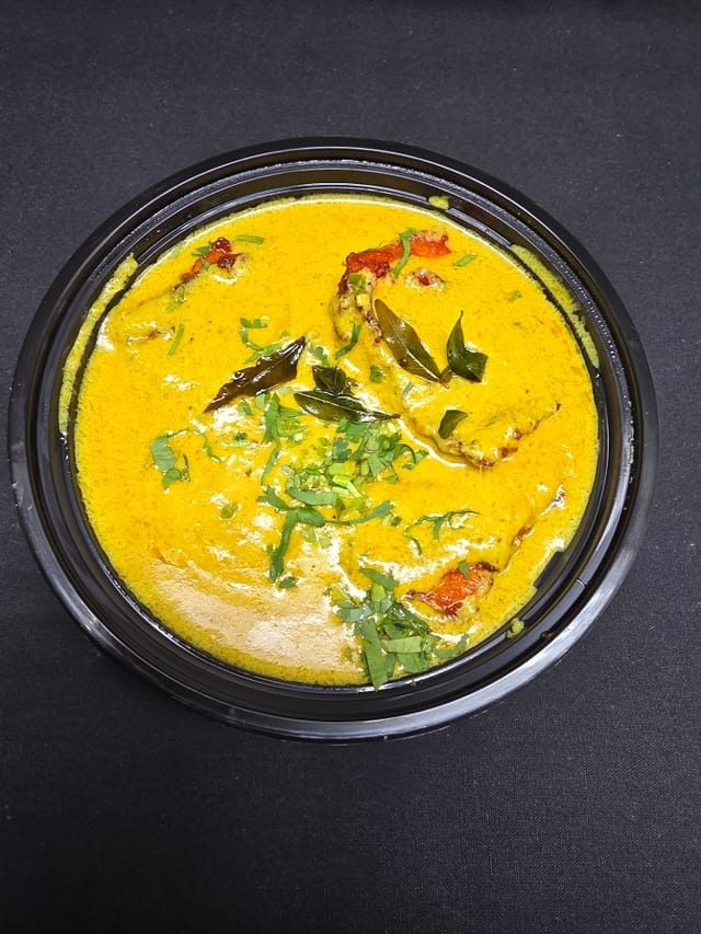 Chicken Moilee (COCONUT).