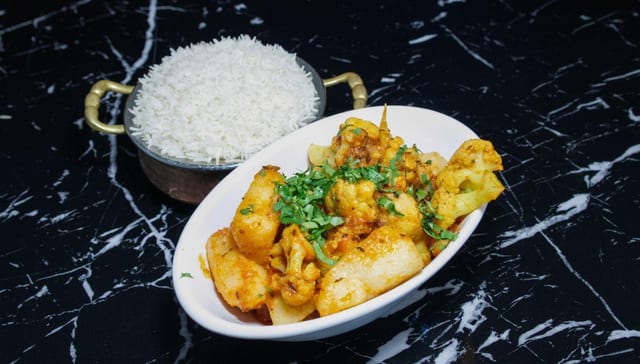 Aloo Gobi (V, G).