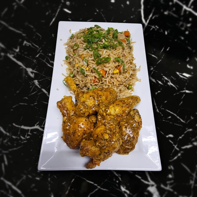 Fried Wings 6pcs & Fried Rice.